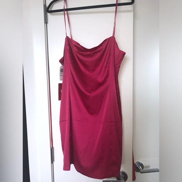 Aritzia Sunday Best Pink Shimmer Satin Mini Party Dress Shimmer Pink Size 16/XL - Picture 6 of 6